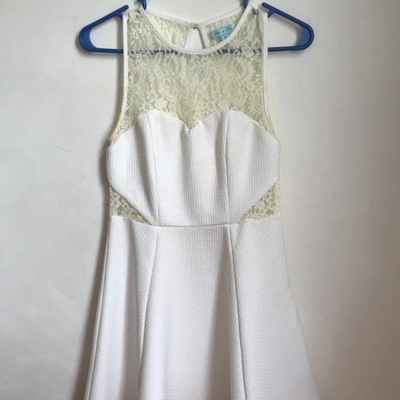 She + Sky Dresses & Skirts - White Cut-out Lace Dress